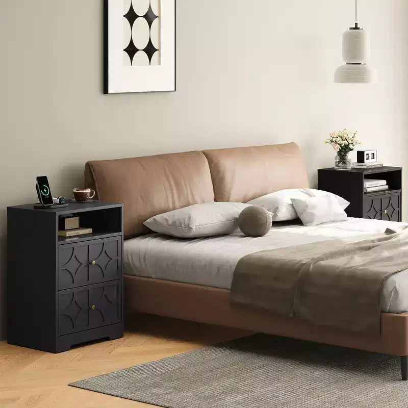 Grande table de chevet avec 2 tiroirs, Table d'appoint moderne avec station de charge, Table d'appoint avec sculptures en losanges, Meuble de rangement