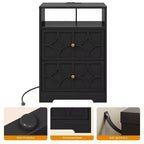 Grande table de chevet avec 2 tiroirs, Table d'appoint moderne avec station de charge, Table d'appoint avec sculptures en losanges, Meuble de rangement