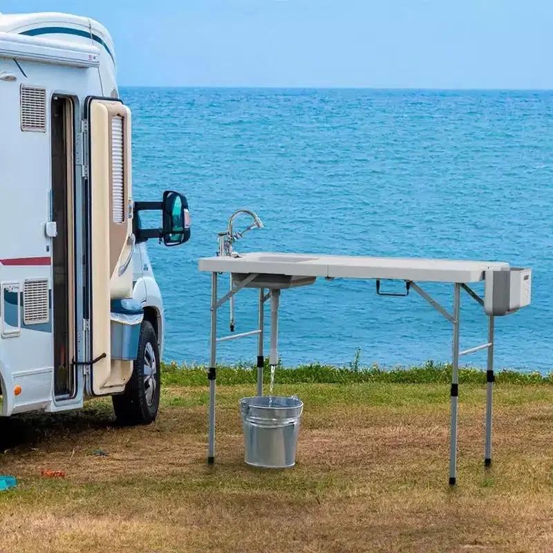 Table de Nettoyage de Poisson Portable avec Évier, Station d'Évier de Camping Extérieur Portable avec Robinet, Tuyau de Drainage et Pulvérisateur pour le Camping, la Terrasse, la Cuisine, le VR et la Plage